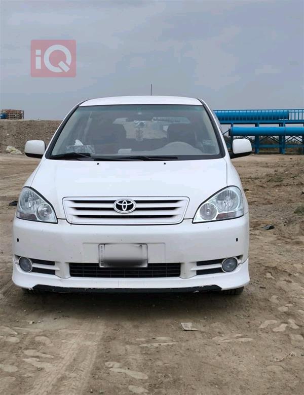 Toyota Ipsum 2003 for sale in Iraq - Khor Al Zubair